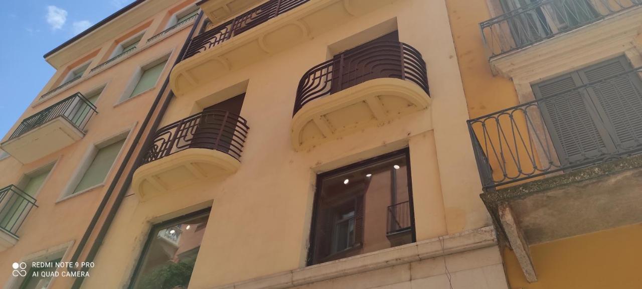 Apartment Centro Storico Verona , Samaritana N.4 Dış mekan fotoğraf
